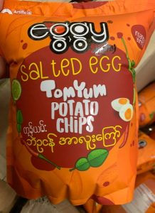 Tomyum potato chips